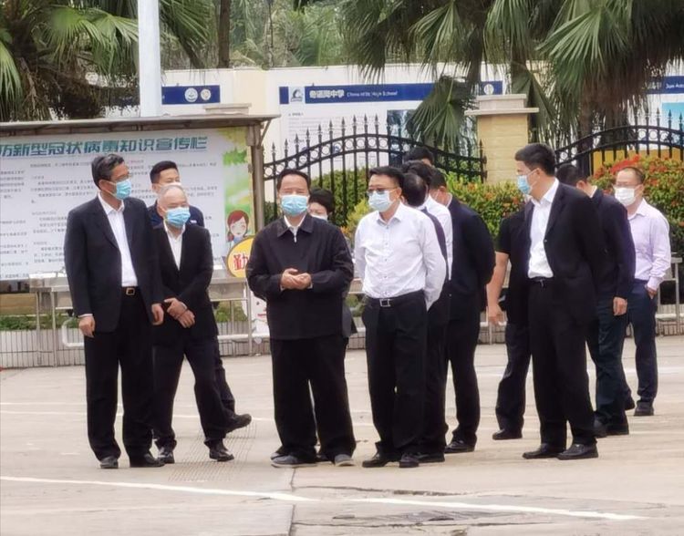 省委书记刘赐贵视察华中师范大学海南附属中学复学复课工作