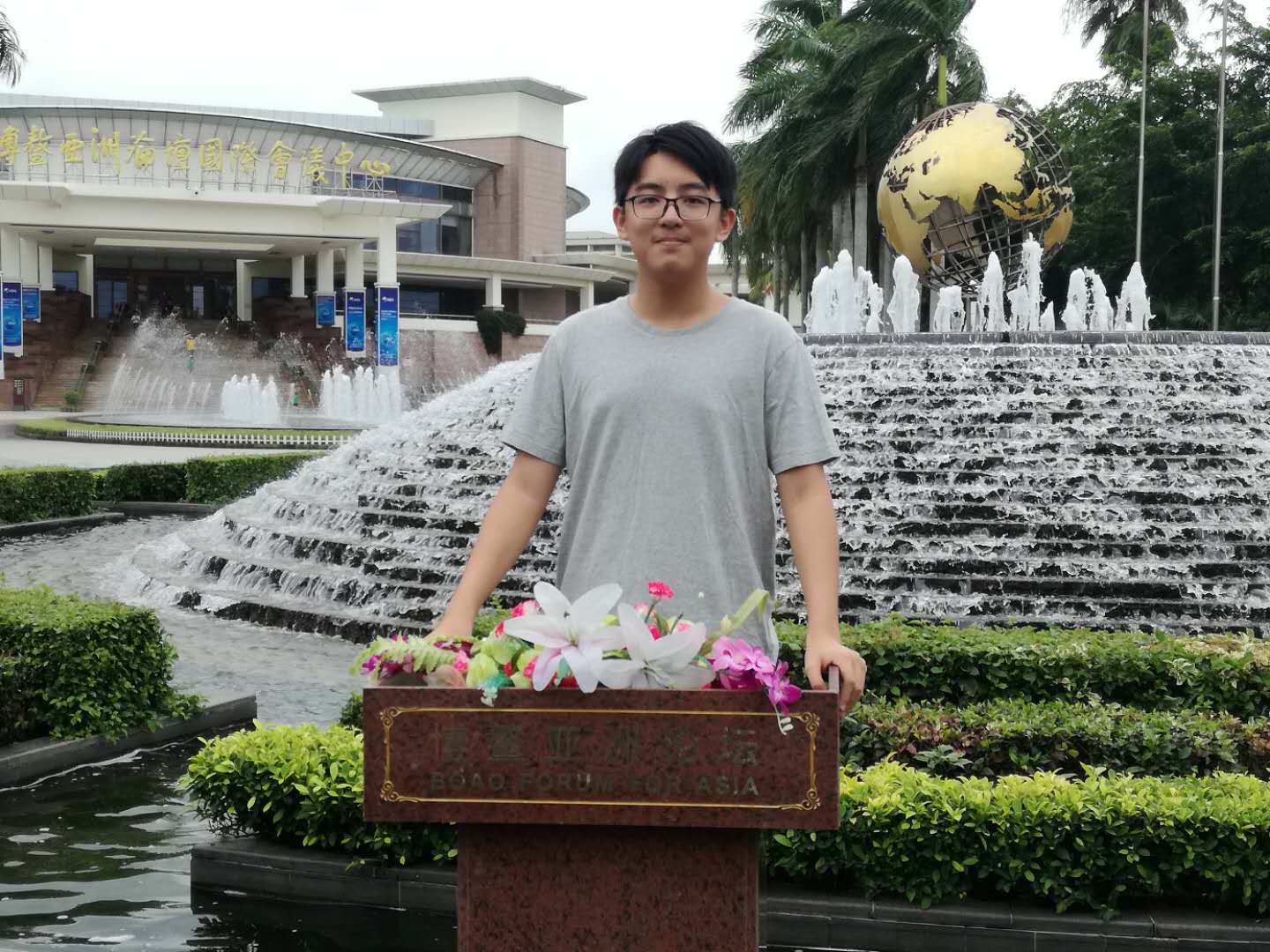 徐杨获得美国华盛顿大学和美国佐治亚大学的录取